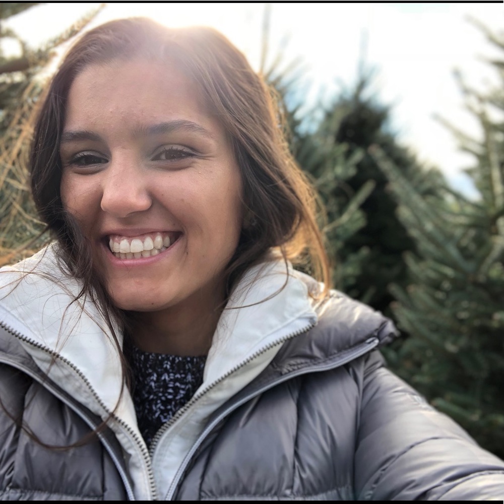 Meet your Posher, Brittney